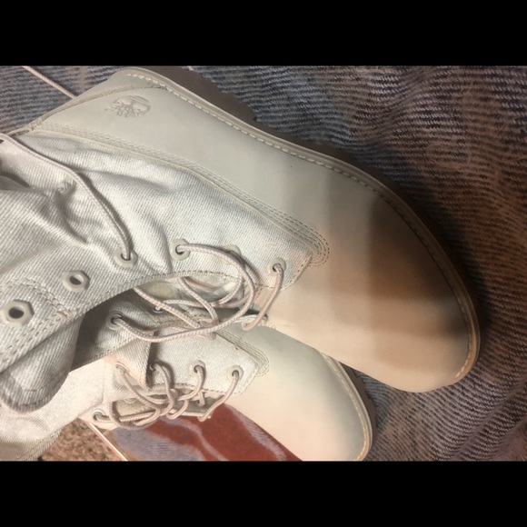 Cream Timberlands - Picture 3 of 4